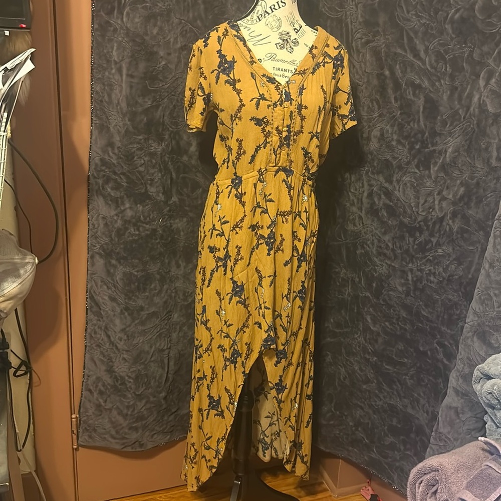 Hi-low dress